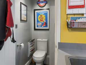 Photo 14- click for photo gallery